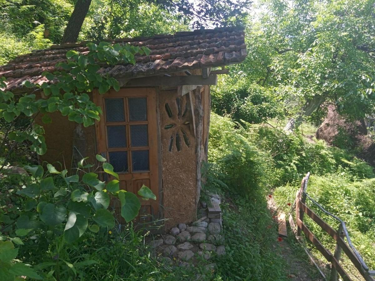 The House In The Village Pellumbas المظهر الخارجي الصورة