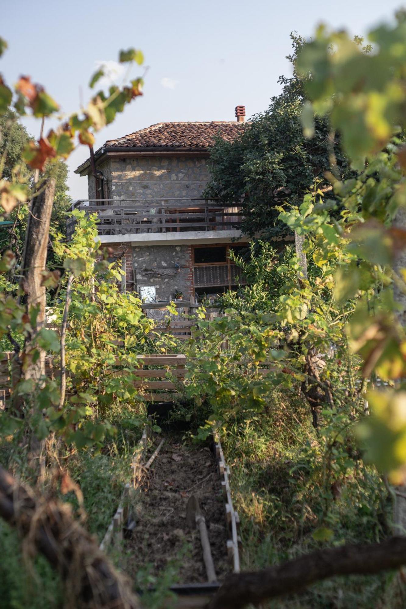 The House In The Village Pellumbas المظهر الخارجي الصورة