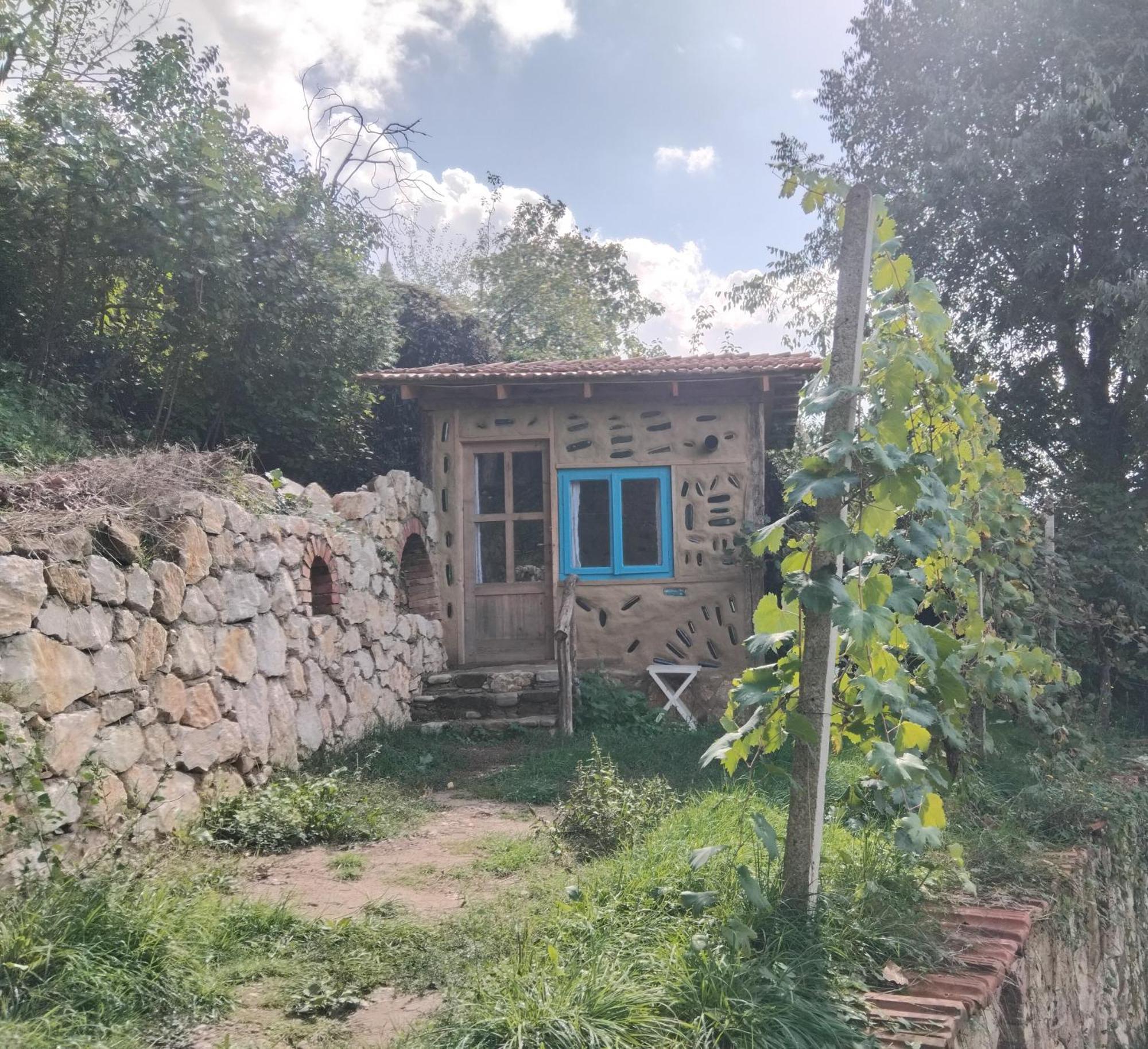 The House In The Village Pellumbas المظهر الخارجي الصورة